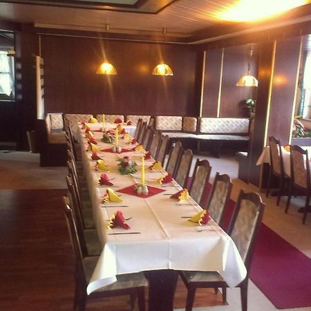 Mullers Hotel & Restaurant แอร์ฟวร์ท ภายนอก รูปภาพ