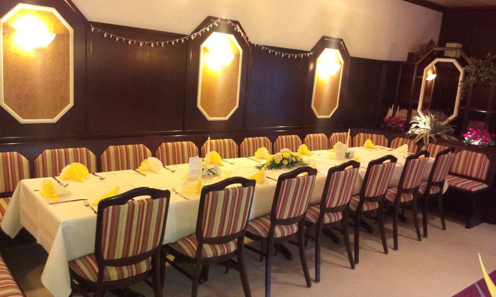 Mullers Hotel & Restaurant แอร์ฟวร์ท ภายนอก รูปภาพ