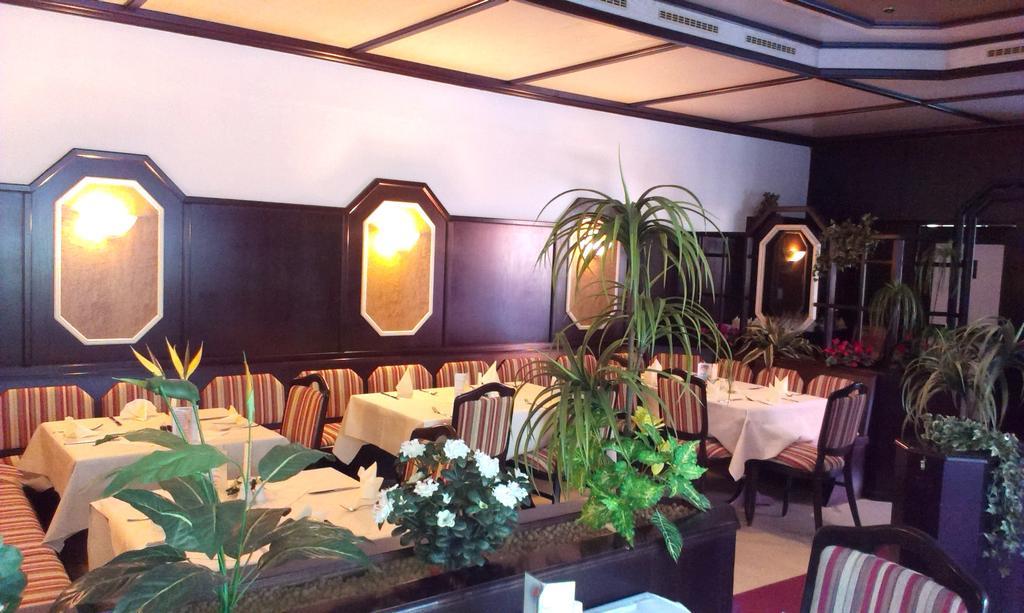 Mullers Hotel & Restaurant แอร์ฟวร์ท ภายนอก รูปภาพ