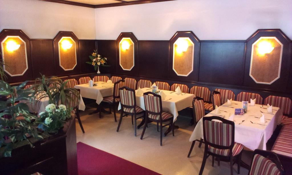 Mullers Hotel & Restaurant แอร์ฟวร์ท ภายนอก รูปภาพ