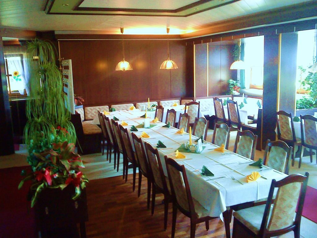 Mullers Hotel & Restaurant แอร์ฟวร์ท ภายนอก รูปภาพ
